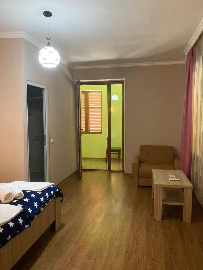 Happy Holiday Hotell Akhaltsikhe  Eksteriør bilde